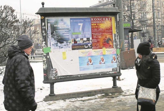 Tablica przy ul. Starowiślnej i Dietla zamieni się w multimedialną alarmującą o smogu