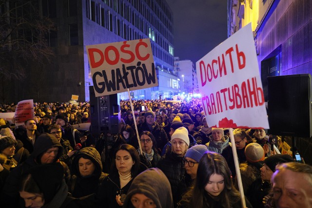 Ulicami Warszawy przeszedł marsz przeciwko przemocy pod hasłem "Miała na imię Liza"
