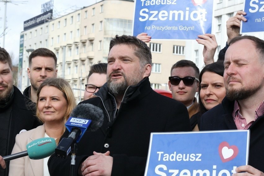 Koalicja Obywatelska wraz z jej liderem, Tadeuszem...