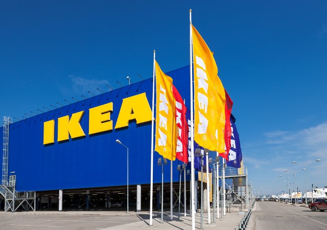IKEA wraz z Fundacją Ocalenie wystartowały ze stażowym projektem dla uchodźców i uchodźczyń. Pracę znajdzie 10 osób