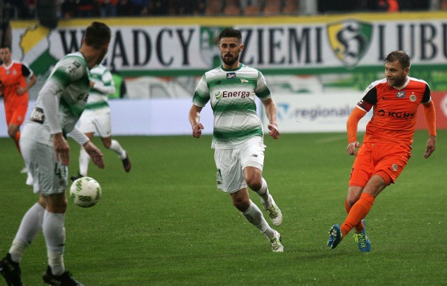 Lechia wygrywa w Lubinie 2:1, a Kuświk znów znalazł drogę do siatki.