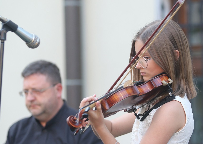 W sobotę w sądeckim Sokole gala fundacji im. Dra Jerzego Masiora. A tak było na koncercie w wirydarzu