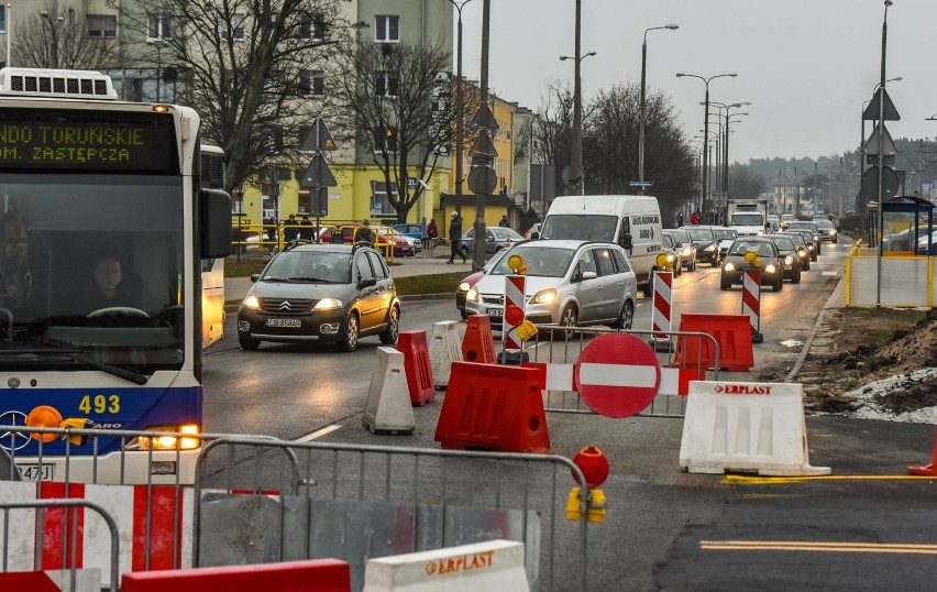 Nadal trwa remont na ul. Wojska Polskiego związany z...