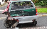 Wypadek w Jastrzębiu-Zdroju: opel zderzył się z dacią ZDJĘCIA Kierowca wpadł w poślizg i wjechał na przeciwległy pas ruchu