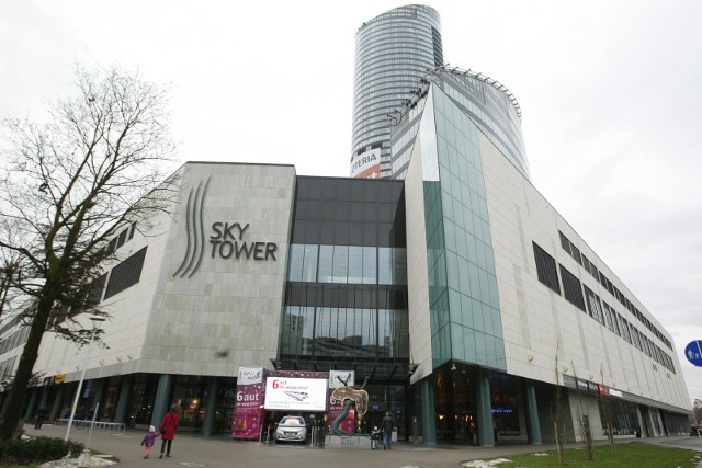 Wrocławski Sky Tower przejdzie na własność spółki kontrolowanej przez Adventum Group.