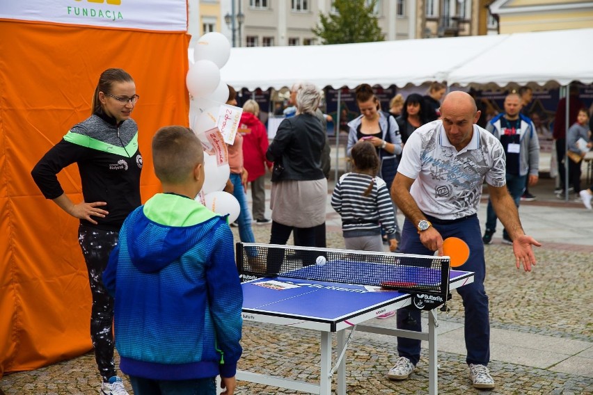 Piknik naszpikowany gwiazdami