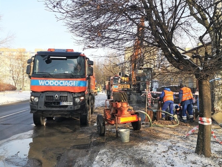 Dwie awarie wodociągowe na Dąbrowie. Rury nie wytrzymały mrozu