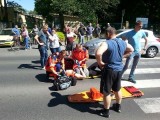 Wypadek w Wiśniowej Górze. Ranną kobietę zabrał śmigłowiec LPR  [zdjęcia]