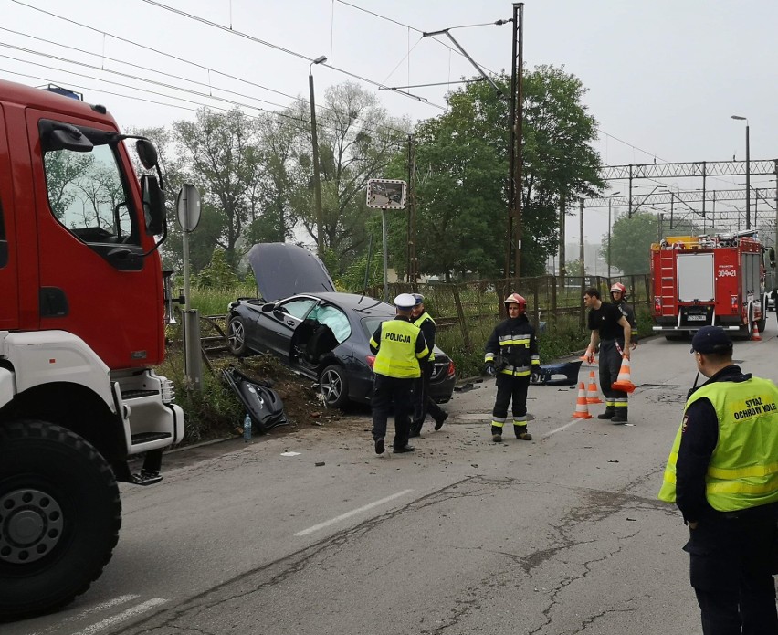 Wypadek na ul. Nad Odrą w Szczecinie. Zderzyły się dwa samochody [ZDJĘCIA]