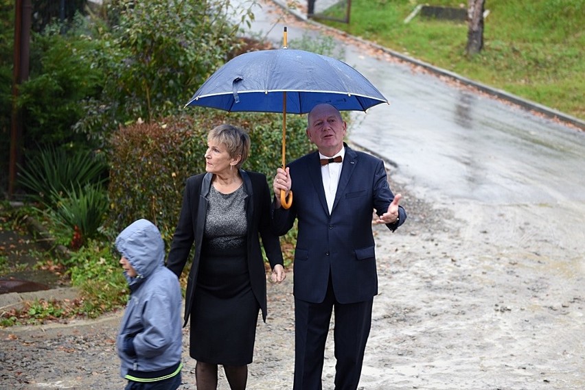 Wybory samorządowe 2018. Głosują kandydaci na prezydenta Nowego Sącza i mieszkańcy miasta [ZDJĘCIA]