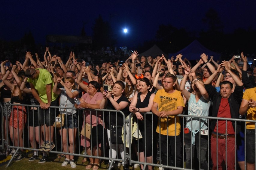 After Party i Lili na Dniach Wikliny w Rudniku nad Sanem. Publika zachwycona. Taniec i śpiew pod sceną. Zobaczcie zdjęcia