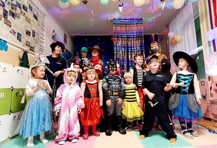 Przedszkole "Świetlik" w Skowronnie Dolnym zorganizowało bal...