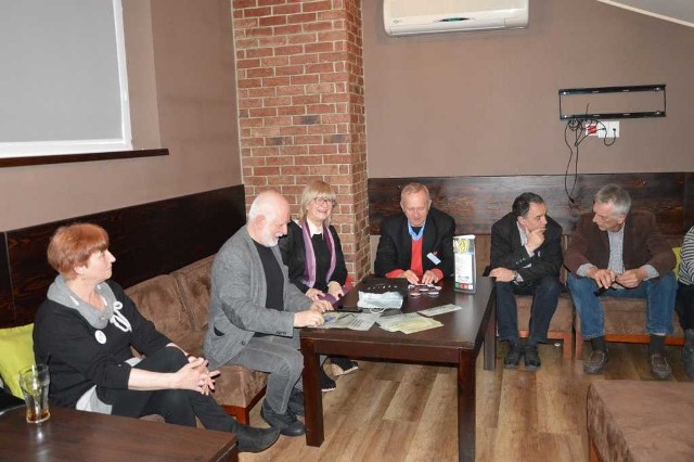 Zebranie założycielskie KOD w Starachowicach. Wybrano tymczasowych koordynatorów stowarzyszenia
