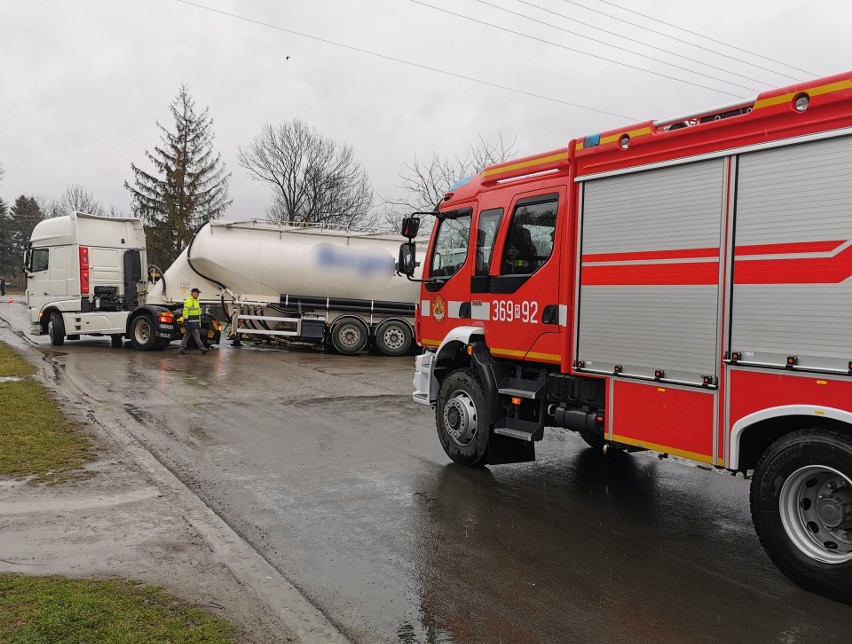 Do zdarzenia doszło w środę około godz. 8.30 w Wyszatycach...