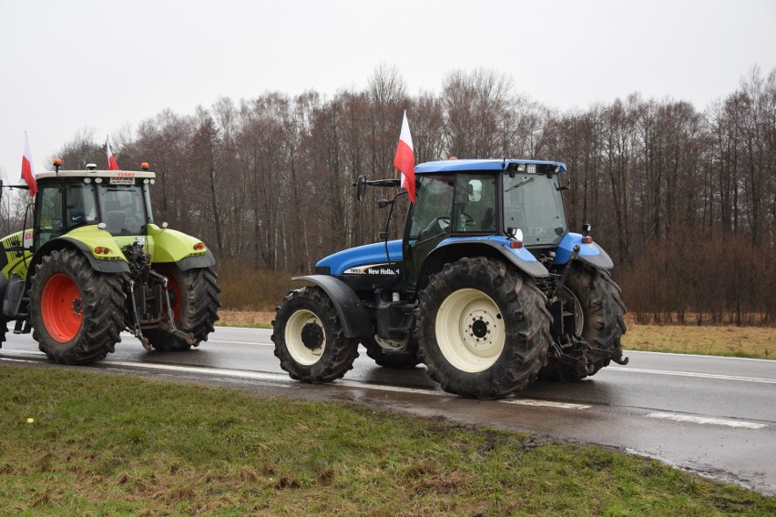 Protest rolników powiatu lęborskiego w Godętowie. "Będziemy protestować do skutku"
