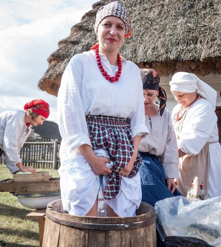 Kolejne sukcesy kół gospodyń wiejskich z powiatu włoszczowskiego w Tokarni. Występy najlepsze w konkursie kulinarnym