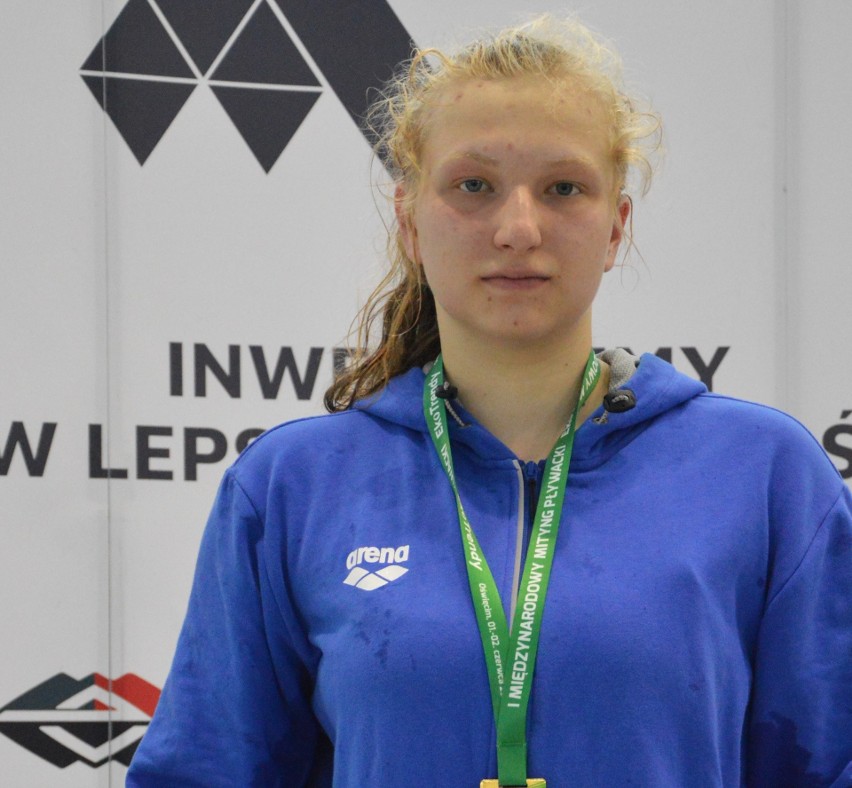 Zuzanna Famulok, mistrzyni Polski na 200 i 400 metrów stylem...