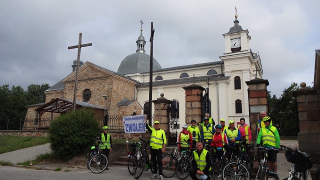 Zwoleńscy rowerzyści podczas pielgrzymki na Jasną Górę odwiedzili kilka sanktuariów na terenie Polski.