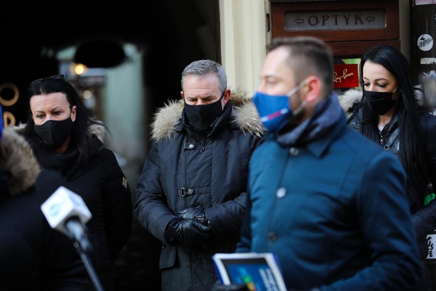 Restauratorzy krakowscy wielokrotnie protestowali przeciwko...