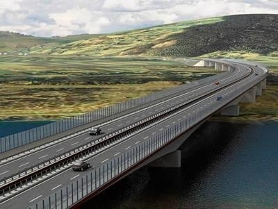 Ze względu na koszty powstaną tylko dwa pasy ruchu, a nie cztery, jak pierwotnie planowano. Pomimo to drugi most przez Dunajec i tak odciąży ruch w centrum miasta i na moście heleńskim. WIZUALIZACJA MOSTY KATOWICE
