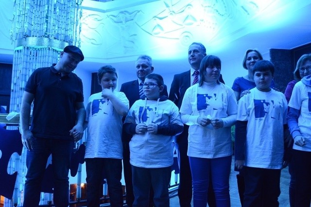 Zapal się na niebiesko dla autyzmu - Częstochowa 2015