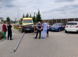 Wypadek na parkingu przed szpitalem im. Marciniaka, przy ul. Fieldorfa we Wrocławiu