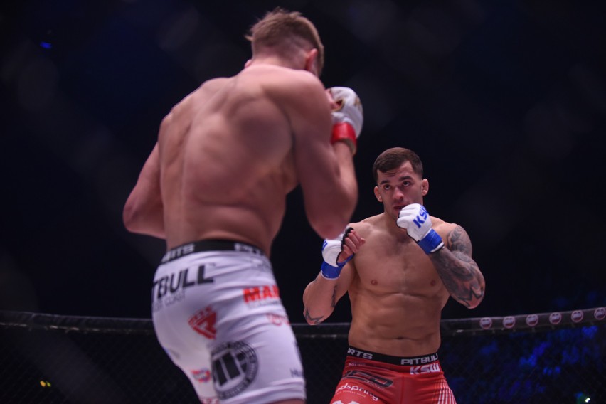 KSW 45. Michał Materla powalczy o pas wagi średniej, tytuł w ciężkiej nie dla Karola Bedorfa