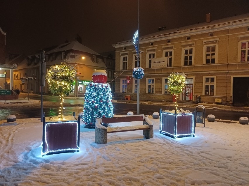 Świąteczne iluminacje w Trzebiatowie zostały uznane za najładniejsze w Polsce! [ZDJĘCIA]
