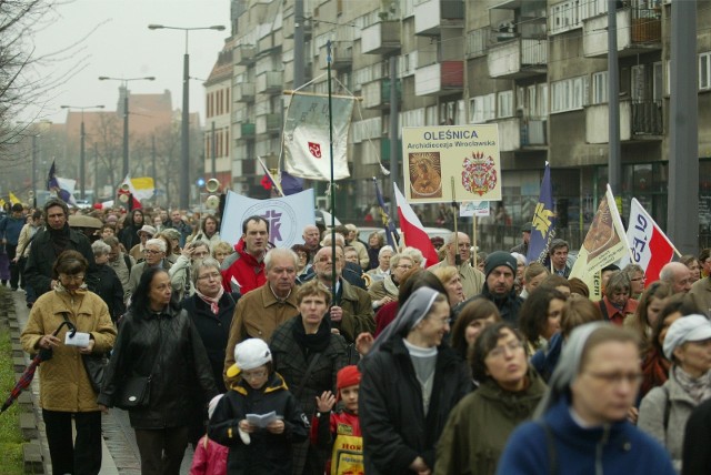 Wrocławski marsz papieski wyruszy 2 kwietnia o godz. 13 spod kościoła garnizonowego do katedry wrocławskiej.