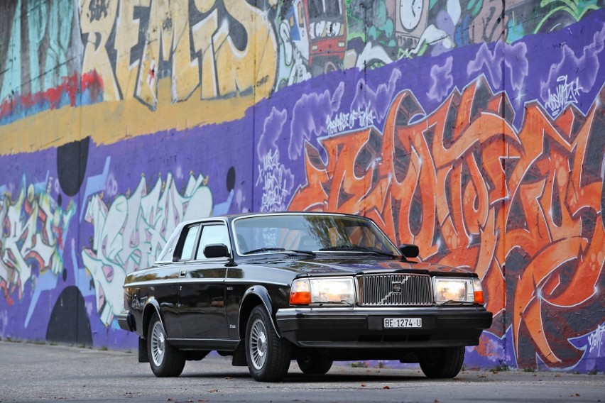 Ostatnio na aukcji sprzedano Volvo 262C, które należało do...