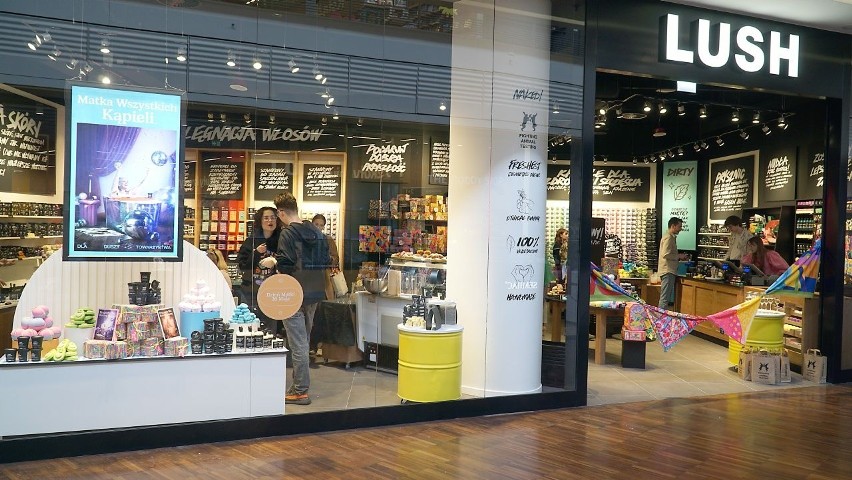 Pierwszy w Łodzi sklep marki Lush został otwarty w piątek 5...