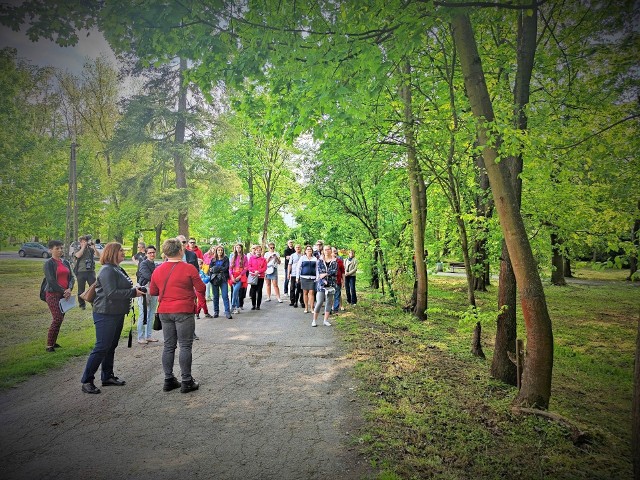 Zwiedzanie parku książęcego Lubomirskich w Charzewicach