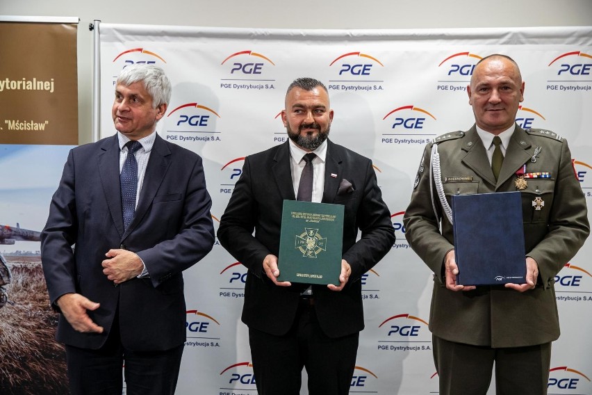 Białystok. Podpisano porozumienie określające zasady współpracy pomiędzy PGE Dystrybucja i 1 Podlaską Brygadą Obrony Terytorialnej