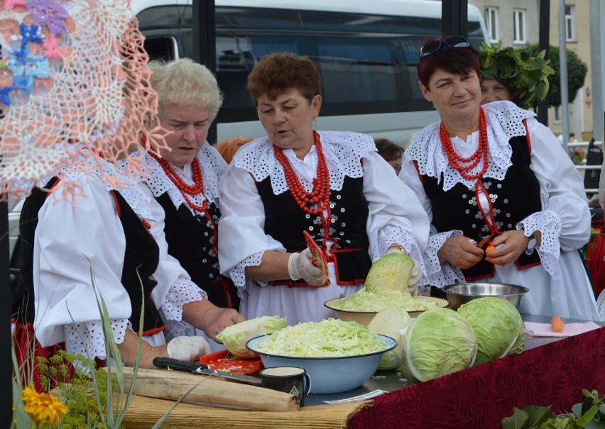 Na Festiwal Smaku do Miechowa przyjechała nawet stuletnia wojskowa kuchnia polowa