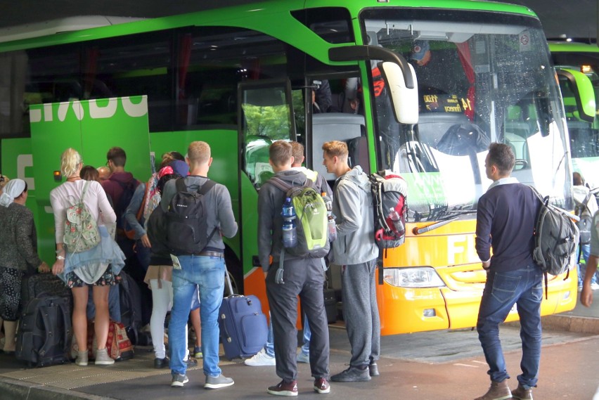 FlixBus pokazał rozkład jazdy. Na siatce połączeń próżno...