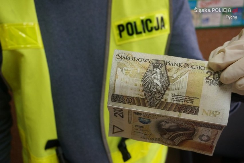 Tychy: Policjanci zabezpieczyli fałszywe banknoty, narkotyki i broń