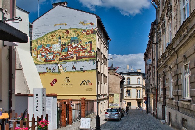 Dwa nowe murale historyczne w Przemyślu.