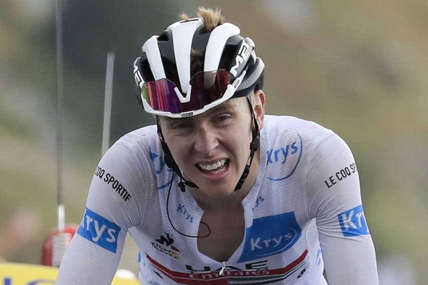 Tour de France: Sensacyjne zwycięstwo Tadeja Pogačara. 21-letni Słoweniec pokonał swojego rodaka Primoža Rogliča 