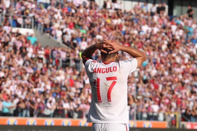 Igor Angulo strzelił już 10 bramek w ekstraklasie.