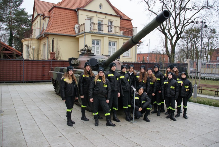 Solecka OSP zorganizowała ferie dla młodych strażaków....