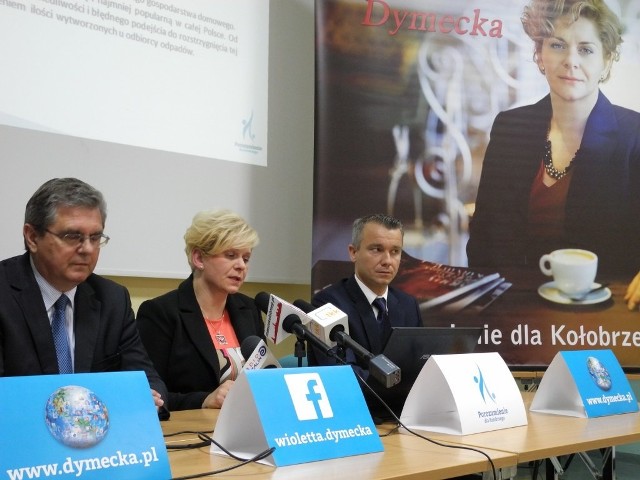 FOTO Od lewej Czesław Hoc (PiS), Wioletta Dymecka i Jacek Kuś (SLD), czyli antyplatformiane Porozumienie dla Kołobrzegu.