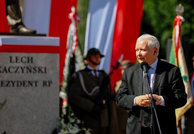 Jarosław Kaczyński: Trzeba pamięć o ludziach, którzy dobrze przysłużyli się Polsce.
