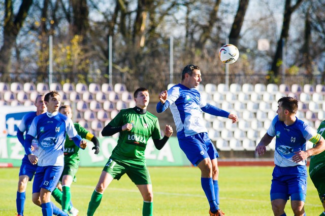 2016-10-29 lomza lks lomza ruch wysokie mazowieckie ii liga fot. wojciech wojtkielewicz kurier poranny / gazeta wspoczesna polska press