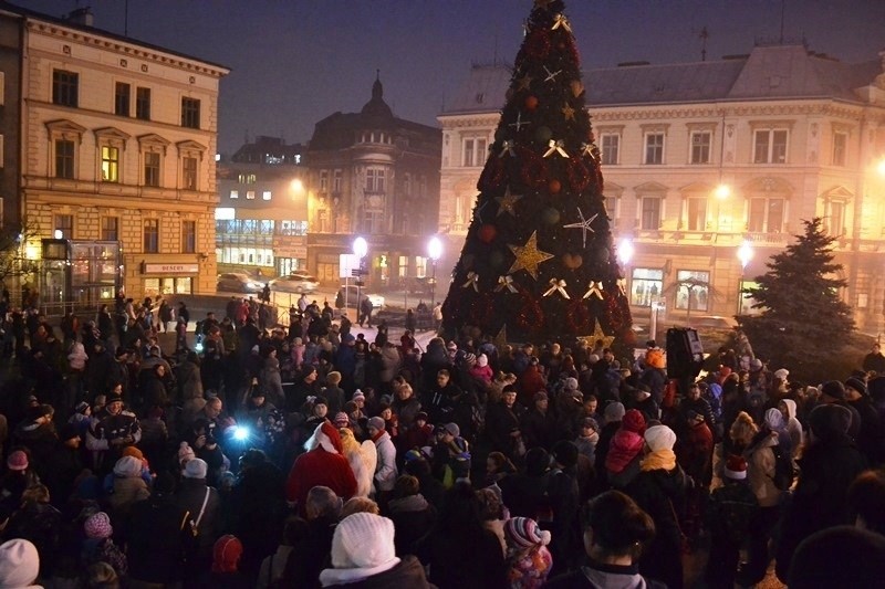 Choinka i świąteczne iluminacje w Bielsku-Białej