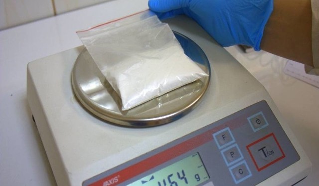 Amfetaminę znalezioną w domu chełmnianina zabezpieczyli policjanci