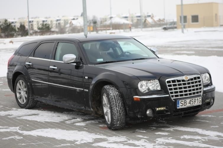 Chrysler 300C2...