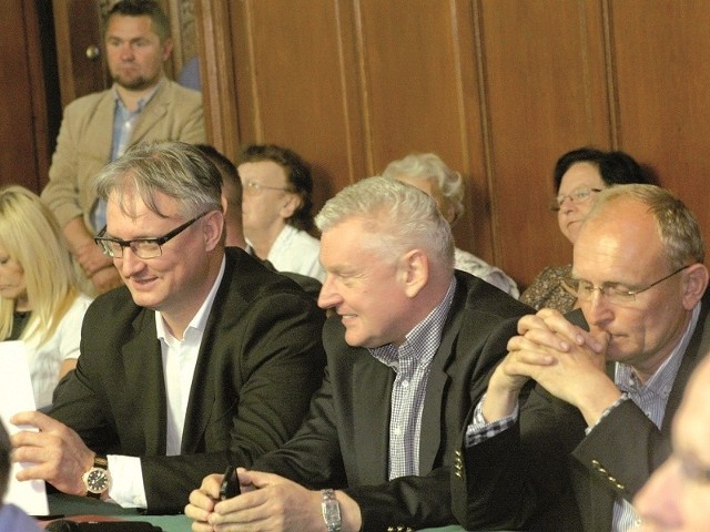 Niespodziewani goście wczorajszej sesji, biznesmeni z Lasku Północnego Janusz Gaczyński (z lewej) i Grzegorz Rataj.