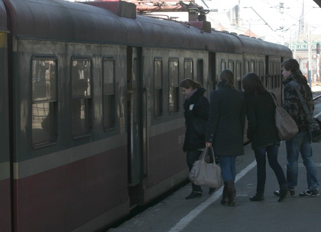 Połączenia kolejowe wciąż pozostają w sferze planów i dyskusji