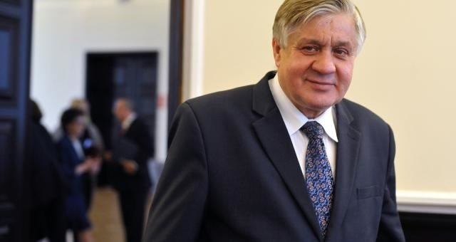 Jurgiel chce wyrównania dopłat bezpośrednich