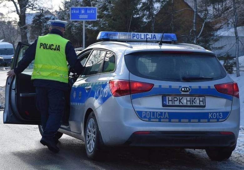 Gmina Czerwonka. Policjant po służbie zatrzymał pijanego kierowcę. 19.03.2021